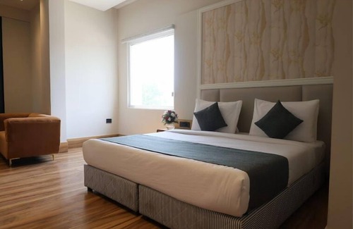 Bareilly Hotel | Prakash Continental