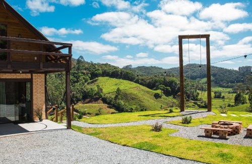 Aguas Mornas House | Prana Chalé com Hidromassagem - Águas Mornas - SC