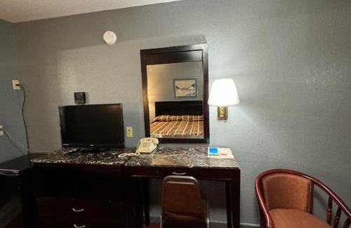 Pratt Hotel | Pratt Budget Inn