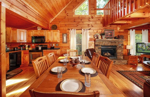 Gatlinburg - Pigeon Forge Cabin | Premier 3-Level Cabin w/Hot Tub, Pool Table, Resort Pool, Putt Putt, Fishing