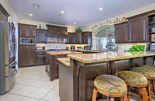 Fallbrook House | Premier rental estate with an ample array of amenities & outdoor, open-air oases