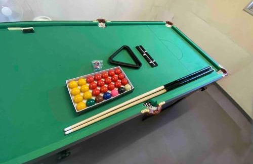 Motomatchi Apartment | Premier Stay NAMBA なんば駅徒歩3分 3 mins walk from Namba Station 7rooms Billiards table 2baths 4toilets Osaka