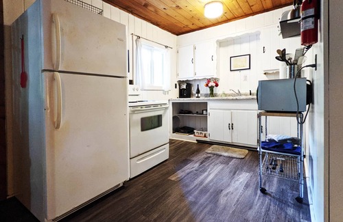 Phelps Ski Chalet | Premium Amenities Included! Cabin 8 - POV Resort