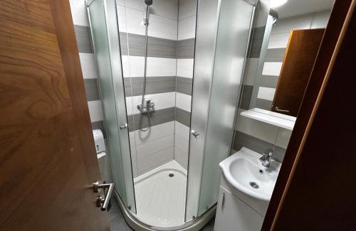 Mali Radic Hotel | Prenoćište Euro-Jet Ćoralići