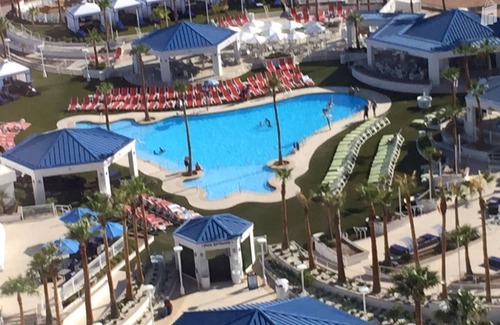 Winchester Condo | Presidential Villa in Vegas, 2 Master Suites/Jetted Jacuzzis. Sleeps 12 4bd/4th