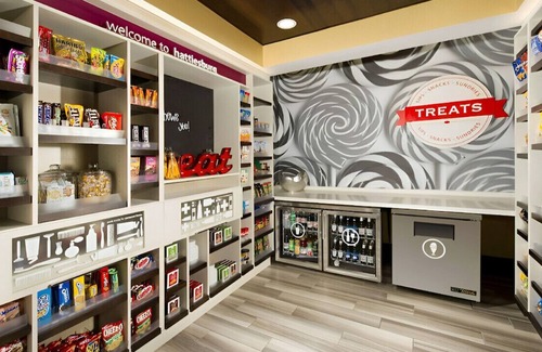 Hattiesburg House | Prestige Haven for Your Loved Ones! Free Breakfast