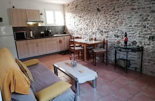 Claira House | Pretty F 2 in Claira in the Pyrénées-Orientales at 5 minutes from the beaches