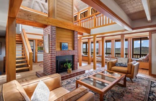 Groveland Villa | Priest Ranch with Guest House and Pool