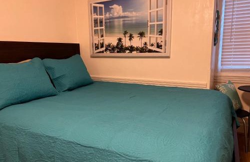 North End Apartment | Prime Beach-Block: Beach Haven