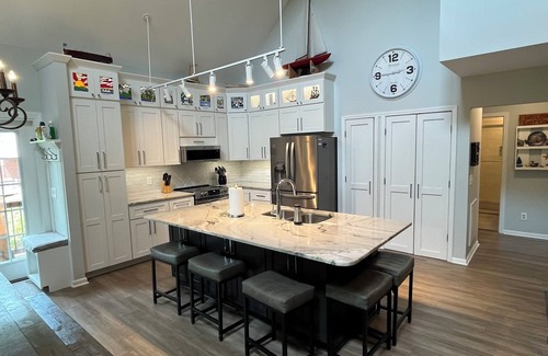 Six Mile House | Prime fall weekend and Clemson game dates open! New primary bath! Do it today!