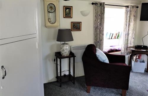 Holworth House | Primrose Cottage