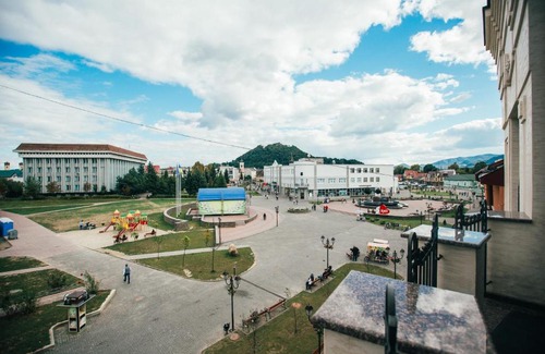 Khust Hotel | Prince