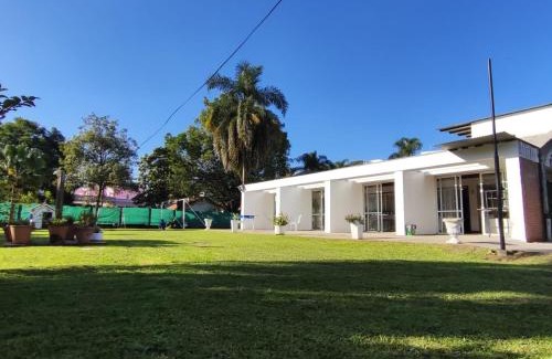 Yerba Buena House | PRINGLES 1740 Ámbar