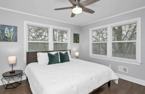 Columbia House | Pristine 3BR-Centrally located