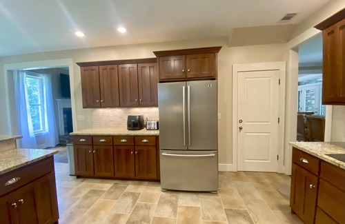 Senoia House | Privacy, view & location in one! Secret garden 4 bedroom Senoia home on 5 acres