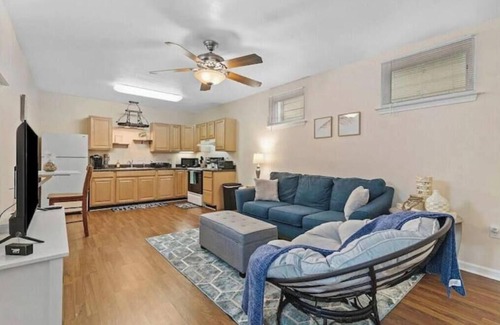 Portsmouth Apartment | Private 1 Bed Apt - Historic Olde Towne Portsmouth
