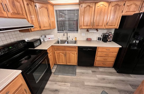 Florida Panhandle House | Private 3 Bed, 2 Bath Home on 1 Acre with a Fireplace