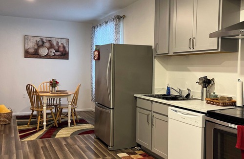 Green Valley Ranch House | Private and Cozy Basement Suite:n12 Mins From DIA