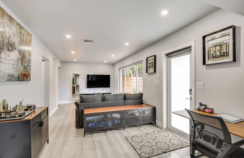 Wilton Manors Cottage | Private Backyard: Dog-friendly Wilton Manors Home!