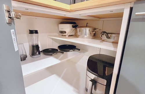 Bedford Apartment | Private Basement + Self Check-in + Kids/Family + Parking