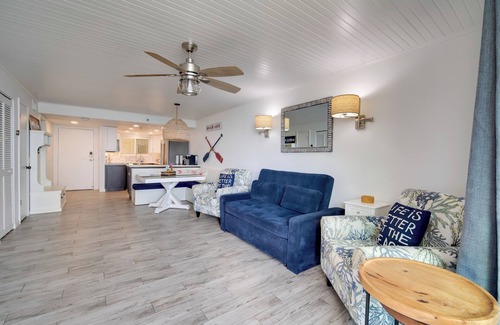 Hudson Condo | Private Beach Access & Gulf Views: Hudson Condo!