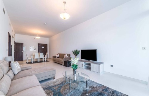 Jebel Ali Apartment | Private beach access in palm