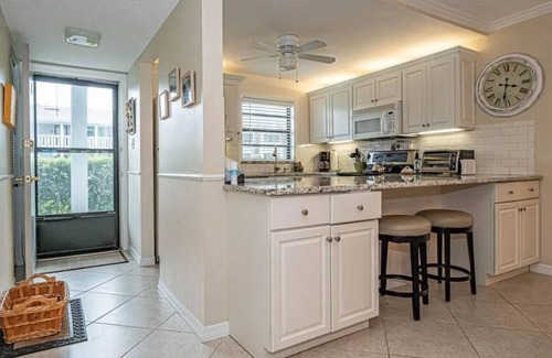 Indian River Shores Condo | Private Beach Access-1 minute walk from the door & the your coffee's still hot!