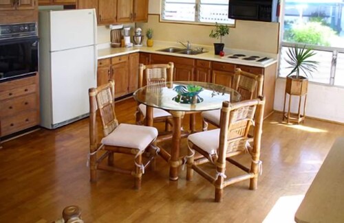 Ewa Beach House | Private Beach House, outside seating, BBQ, Wi-fi. Questions-just ask Karen.