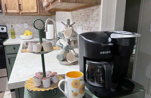 Mentone Cottage | Private Creek and walking distance to downtown Mentone!