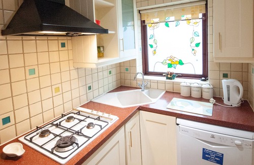 Preston House | Private detached 3 bedroom bungalow in Preston