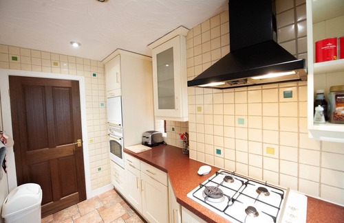 Preston House | Private detached 3 bedroom bungalow in Preston