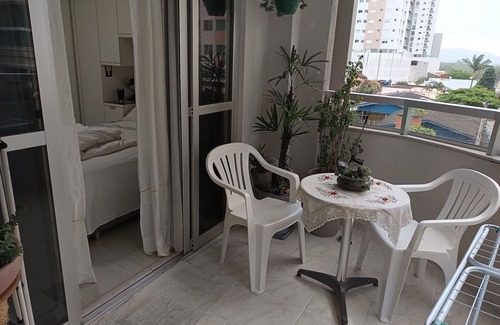 Castelo Branco Apartment | Private double room for rent. Shared apartment, air conditioning, TV, minibar. 250m from the beach