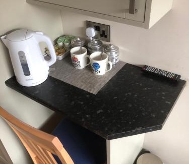 Ruthin House | Private en-suite guestroom Ruthin