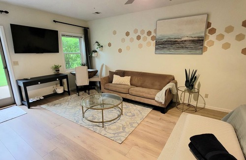 Bloomington House | Private entrance and in law suite, 5 min drive to IU