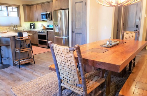 Mammoth Lakes Cabin | Private Everything @ Ski-In/Ski-Out Apogee Mammoth Mountainside #7