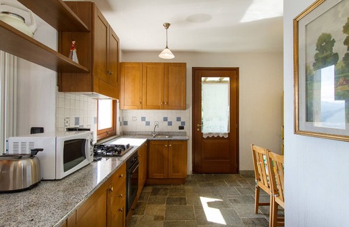 Comero Villa | Private family friendly home with swimming pool and views! - Villa Bernardino