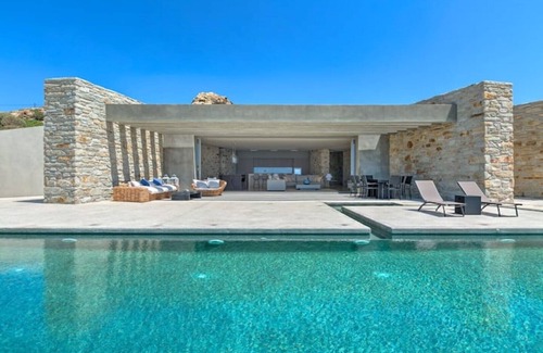Milopotas Villa | Private Five Br Luxury Peaceful Mylo Villa W Two Pools Close to Mylopotas Beach