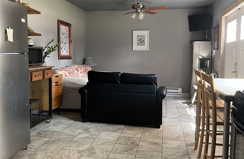 Laporte House | Private guest house! This Is your own little home away from home! Quaint retreat