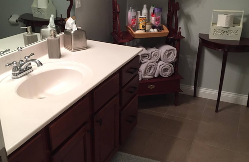 Seymour House | Private guest suite