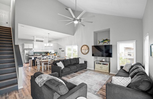 Perdido Key Coves One House | PRIVATE HEATED POOL, PRIVATE BEACH ACCESS, BOAT & BAY ACCESS, VOLLEY/PICKLEBALL!