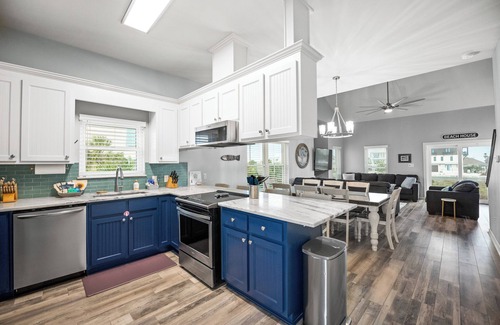 Perdido Key Coves One House | PRIVATE HEATED POOL, PRIVATE BEACH ACCESS, BOAT & BAY ACCESS, VOLLEY/PICKLEBALL!