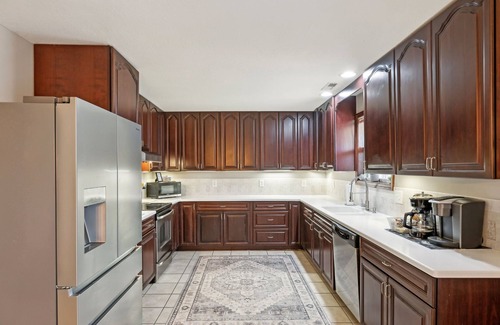 Cheatham County House | Private Home Nestled on 25 wooded acres. HOT TUB AND POOL TABLE.