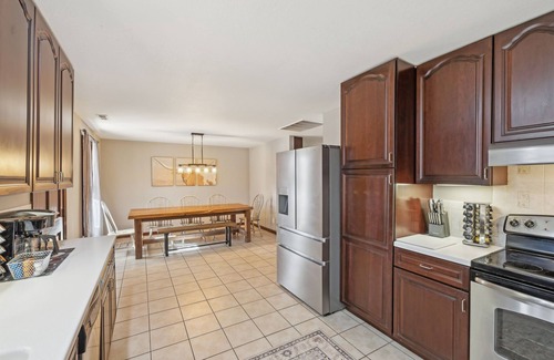 Cheatham County House | Private Home Nestled on 25 wooded acres. HOT TUB AND POOL TABLE.