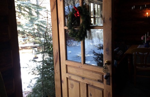 Ketchum Cottage | Private home on the river with hot spring. World class fishing biking hiking