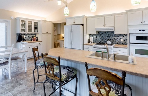 Fort Wayne House | PRIVATE HOME WITH GRAND KITCHEN IN FORT WAYNE