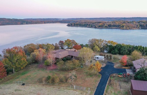 Shell Knob House | Private Home with Panoramic Table Rock Lake Shore View