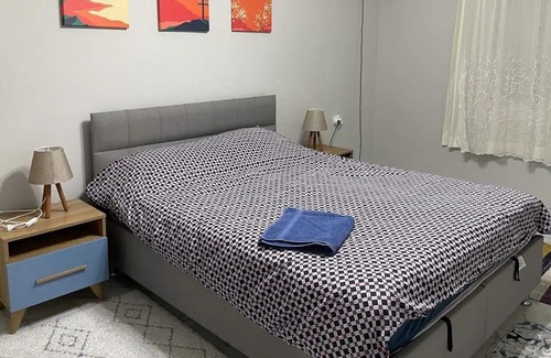 Yuregir House | Private House with Gated Parking and Garden