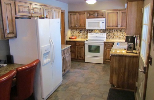 Remer House | Private Lakefront home on Peninsula of Pristine Big Bass Lake