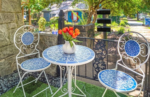 Virginia Highland Apartment | Private Midtown Hidden Gem- Steps from Piedmont Park + Free Parking