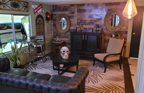 Paradise Valley Village House | Private Mobile Home Centrally located 20 min. to Stadium 15 min. to Phoenix Open